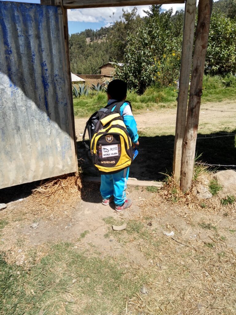 tipo de mochila emocional que llevan los niños pobres