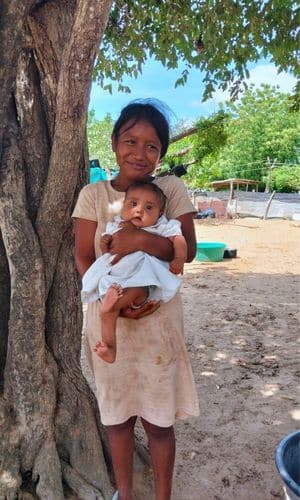 niña de 13 años en wayu embarazada